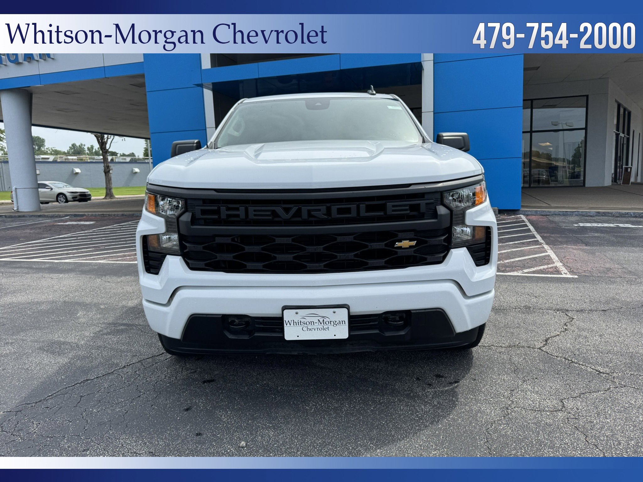 2024 Chevrolet Silverado 1500 Custom photo 2