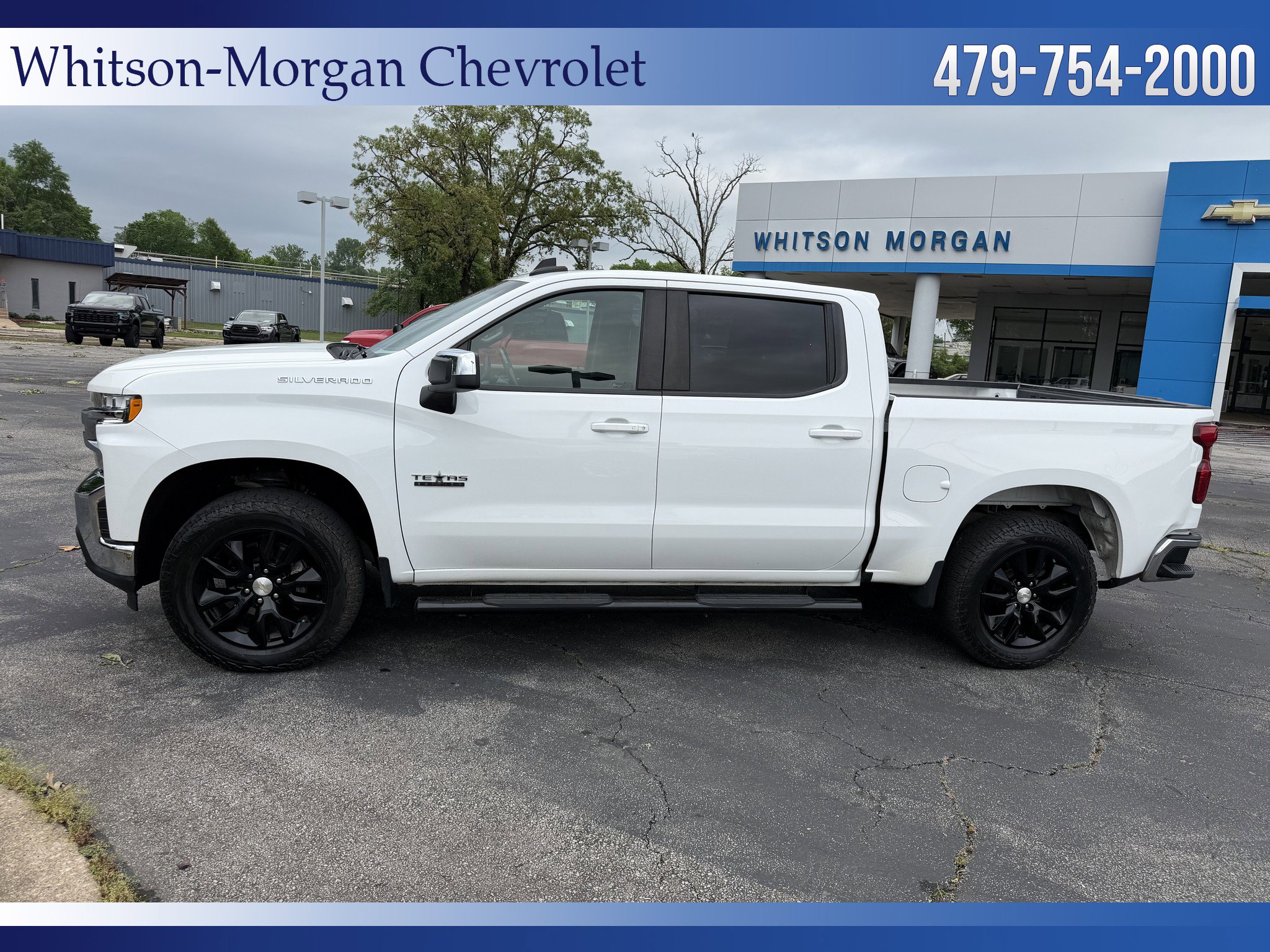 Used 2021 Chevrolet Silverado 1500 LT with VIN 1GCPWCED8MZ330609 for sale in Little Rock