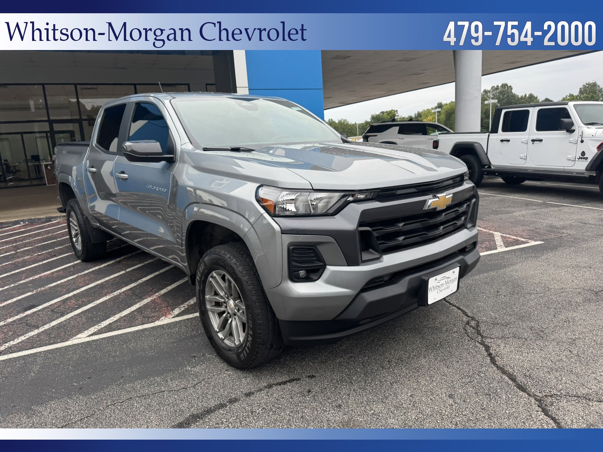 2023 Chevrolet Colorado LT photo 3