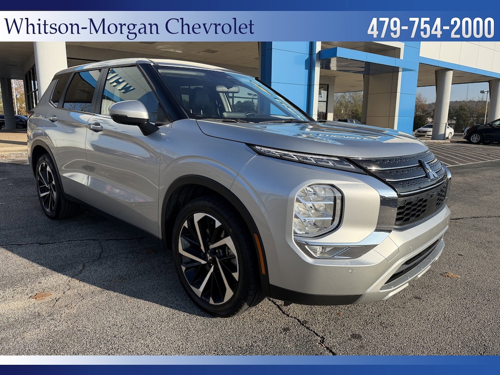 Used 2024 Mitsubishi Outlander SE SUV