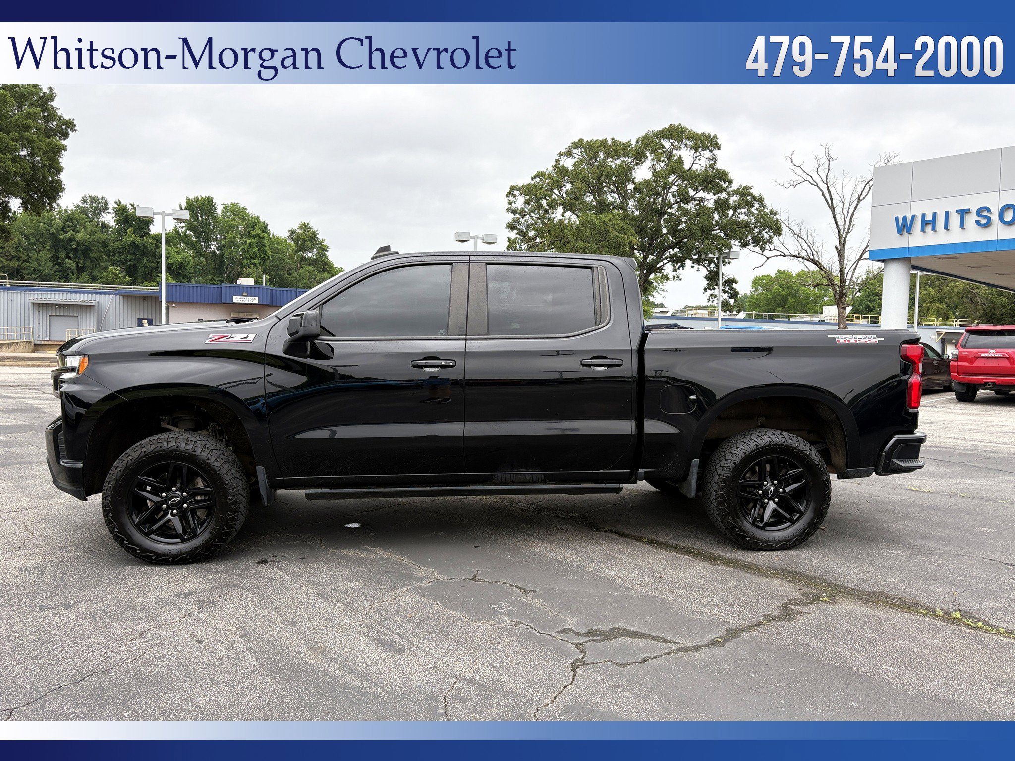 Used 2021 Chevrolet Silverado 1500 LT Trail Boss with VIN 3GCPYFEDXMG374767 for sale in Little Rock