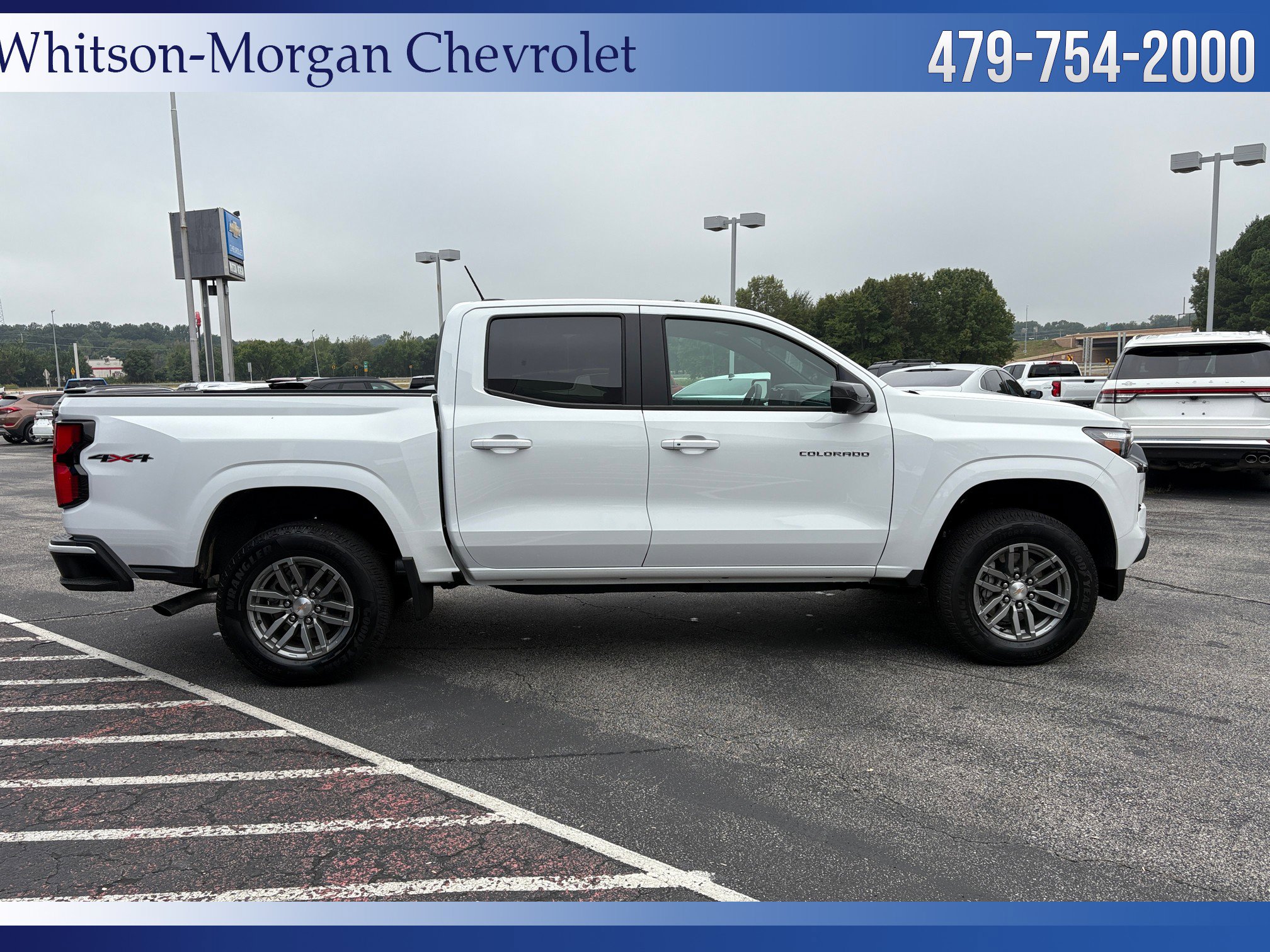 2024 Chevrolet Colorado LT photo 4