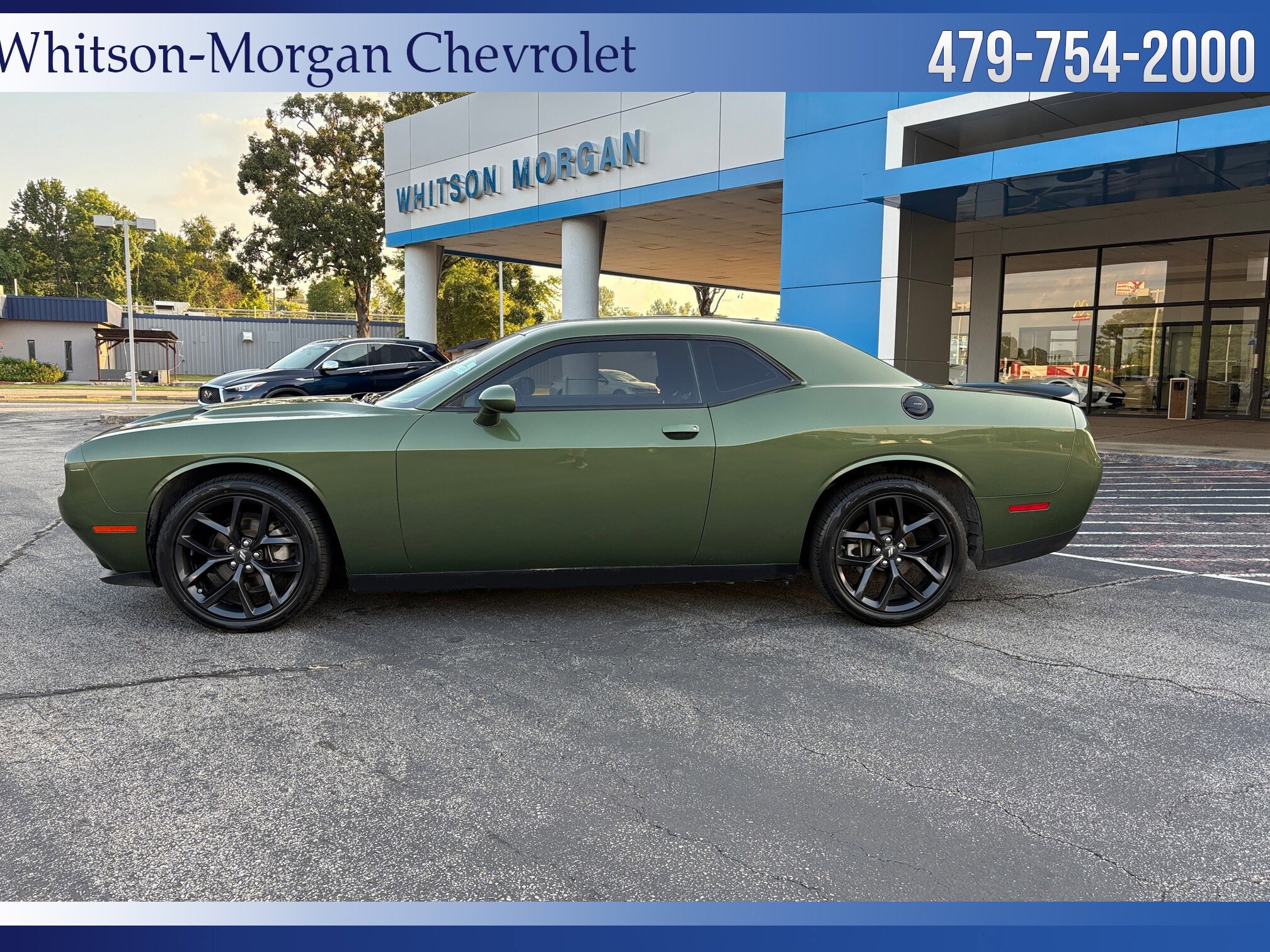 2023 Dodge Challenger SXT photo 2