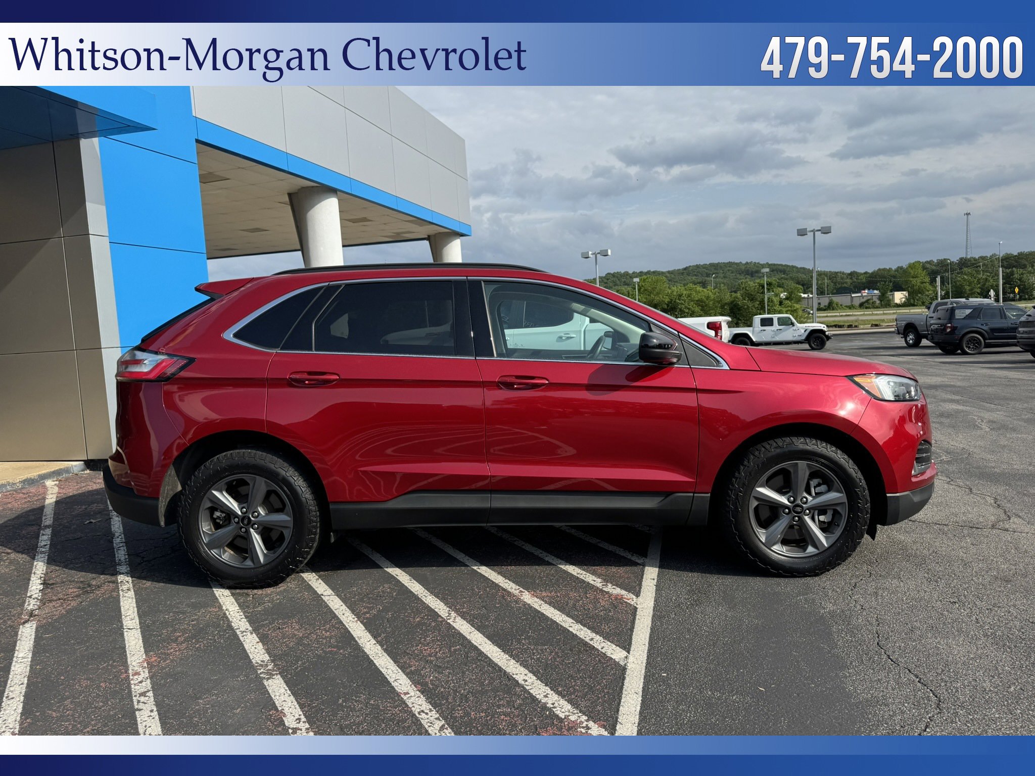 2022 Ford Edge SEL photo 4