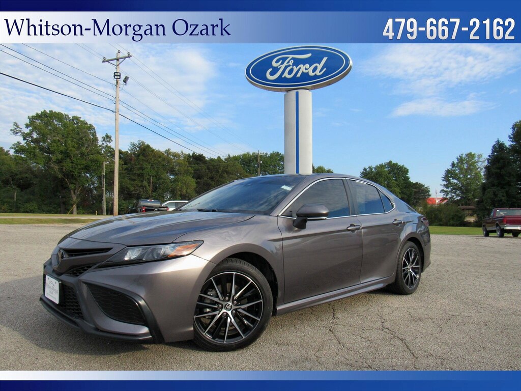 Used 2023 Toyota Camry SE Sedan