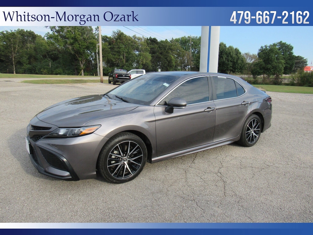 Used 2023 Toyota Camry SE Sedan