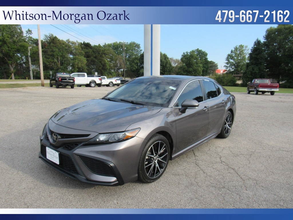 Used 2023 Toyota Camry SE Sedan