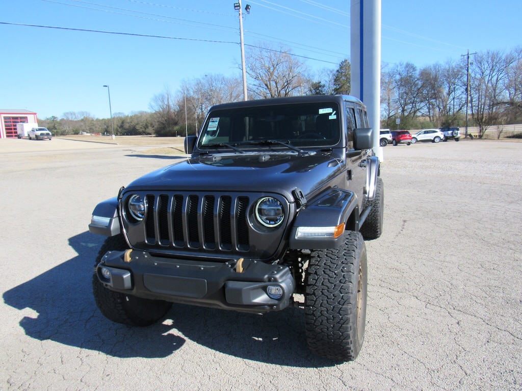 Used 2021 Jeep Wrangler Unlimited Sahara Altitude SUV