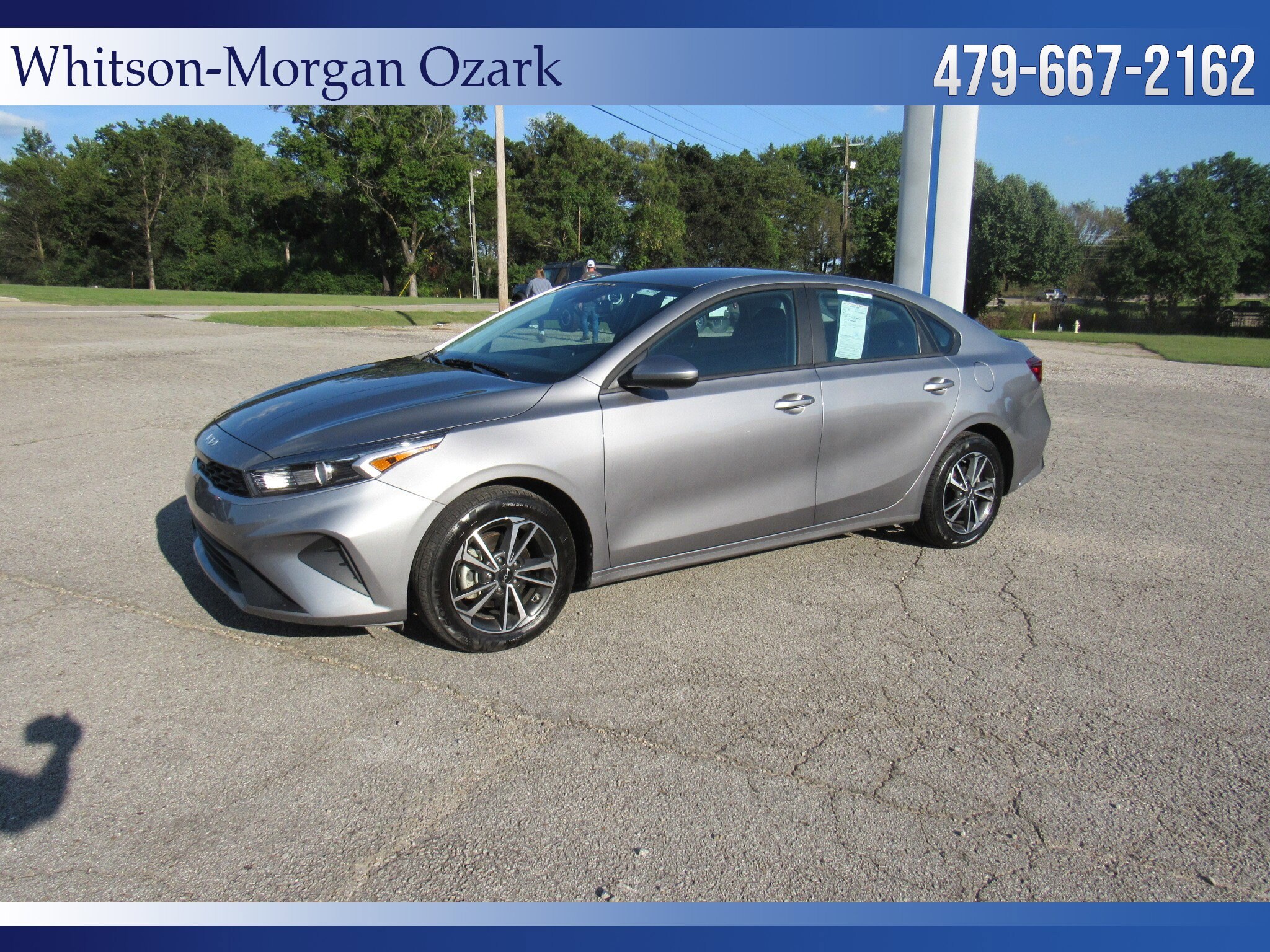 2024 Kia Forte LXS photo 2