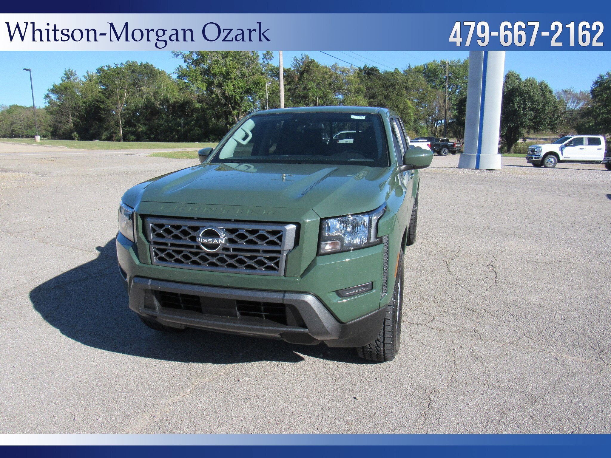 2022 Nissan Frontier Crew Cab SV photo 2