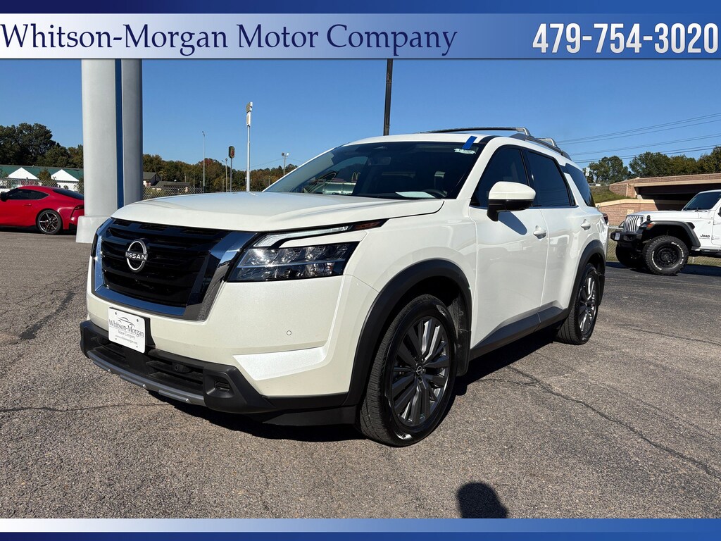 Used 2024 Nissan Pathfinder SL SUV