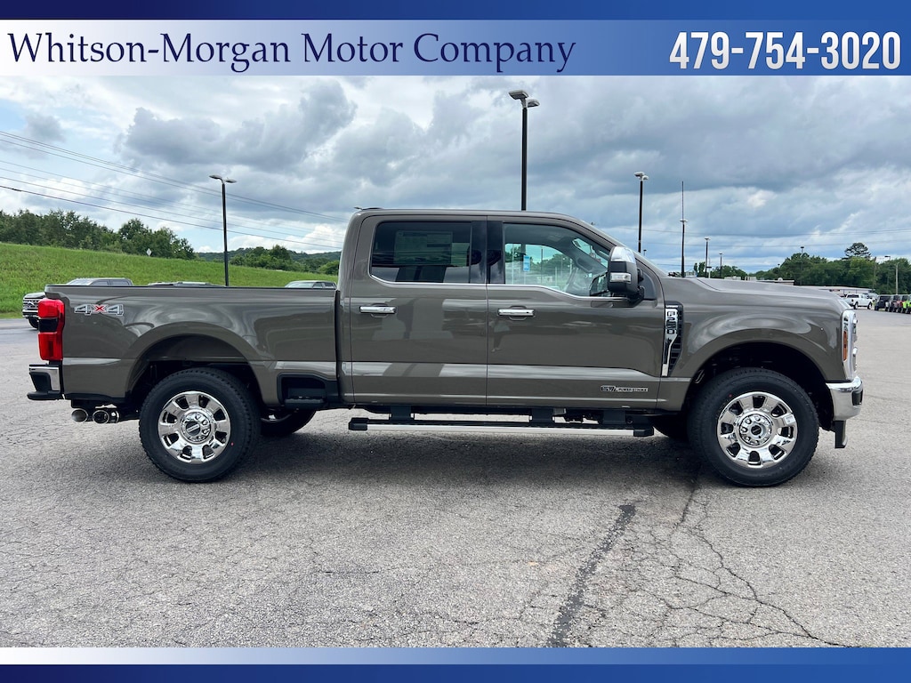 New 2026 Ford F-250 LARIAT Truck Crew Cab