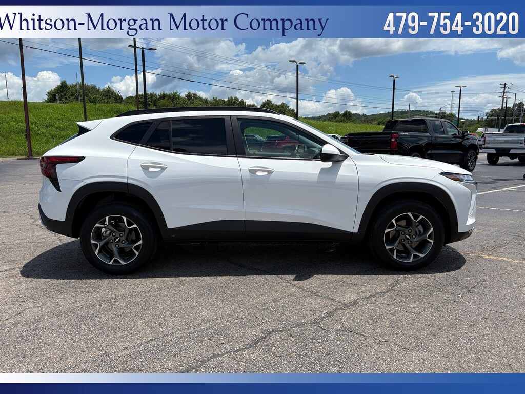 Used 2024 Chevrolet Trax LT SUV