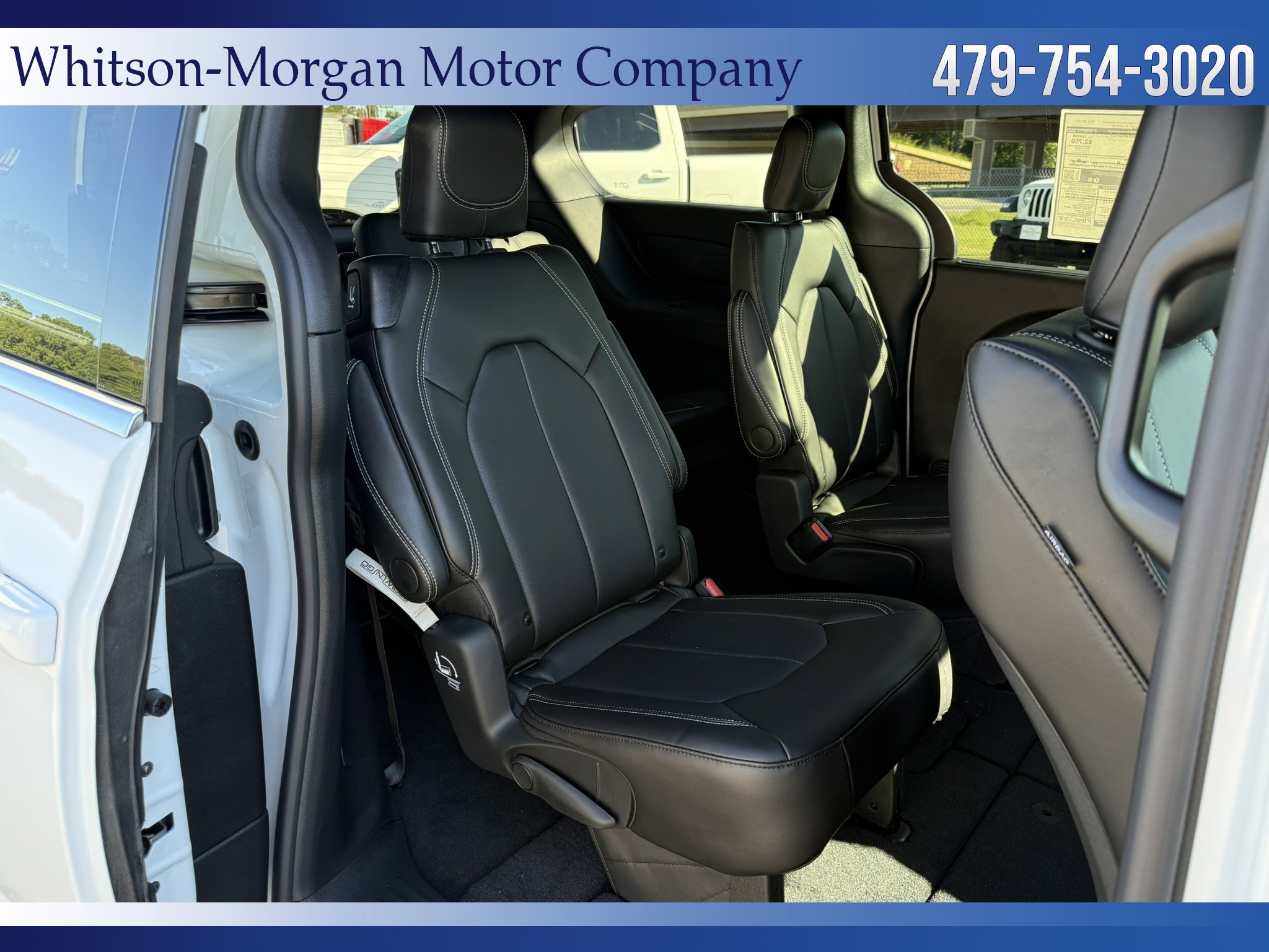 2026 Chrysler Pacifica Select - Photo 9