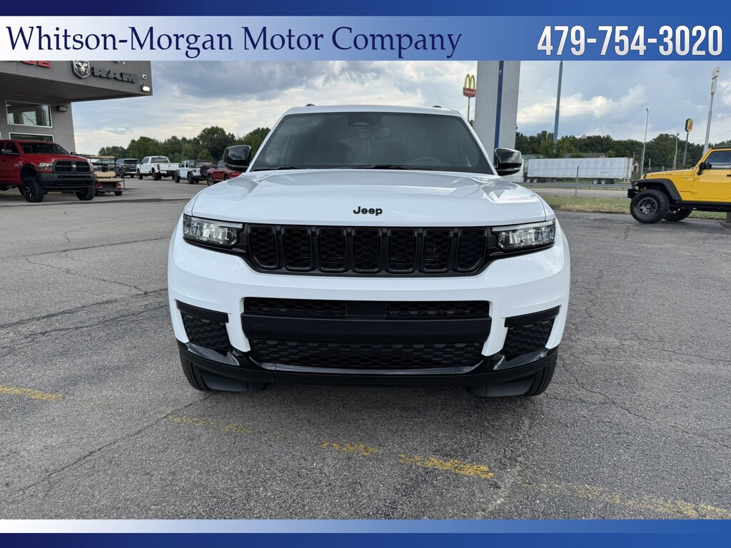 New 2025 Jeep Grand Cherokee L Laredo SUV