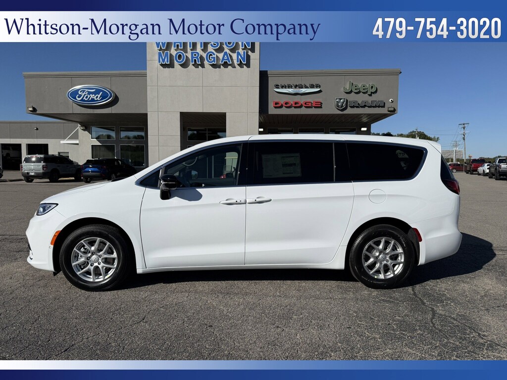 New 2026 Chrysler Pacifica Select Van Passenger Van