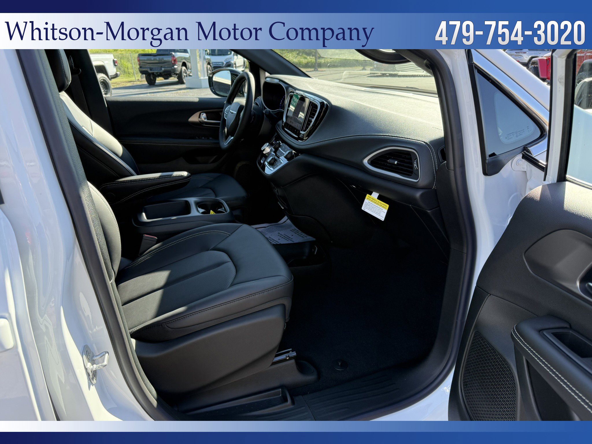 2026 Chrysler Pacifica Select - Photo 6