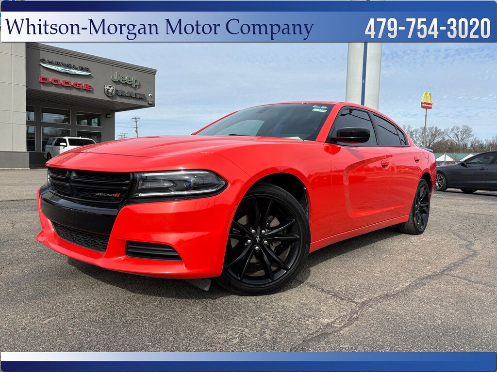 Used 2018 Dodge Charger SXT Sedan