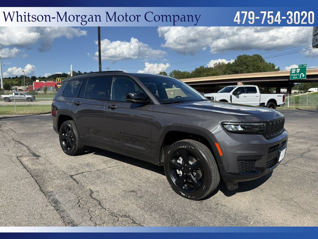 New 2025 Jeep Grand Cherokee L Laredo SUV