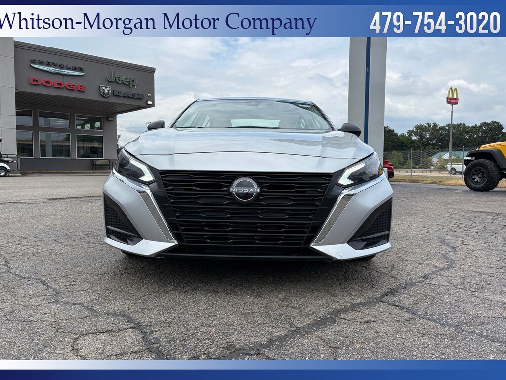 Used 2024 Nissan Altima 2.5 SV Sedan