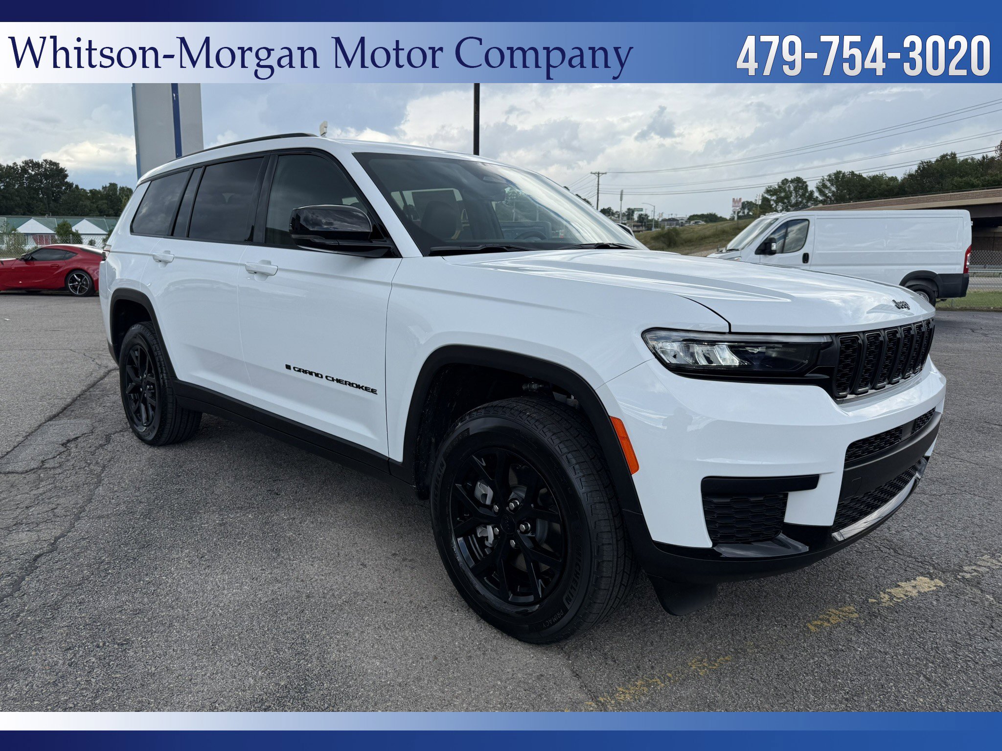 2025 Jeep Grand Cherokee Altitude photo 3