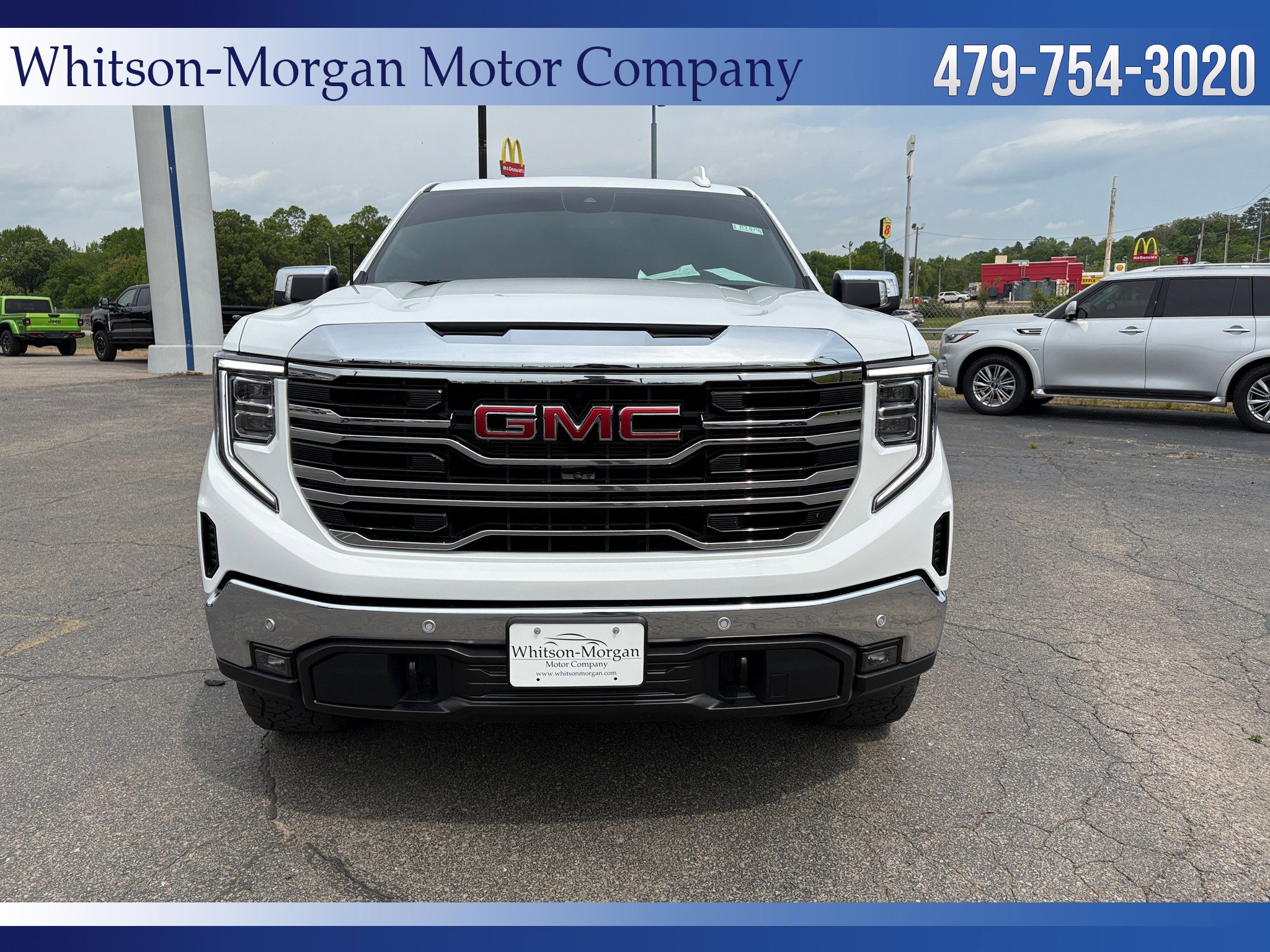 Used 2024 GMC Sierra 1500 SLT with VIN 3GTUUDED1RG119161 for sale in Little Rock