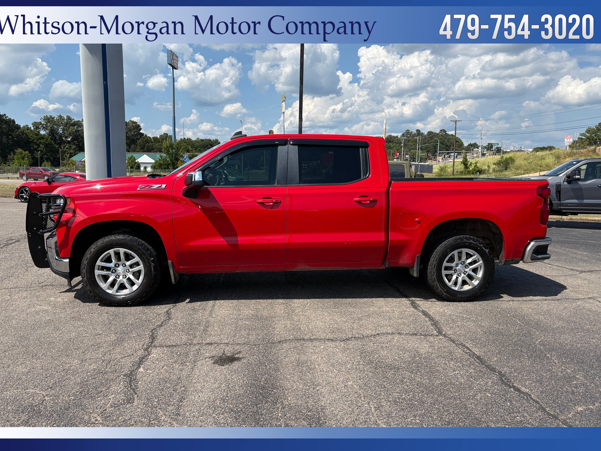Used 2019 Chevrolet Silverado 1500 LT with VIN 3GCUYDED4KG128317 for sale in Little Rock