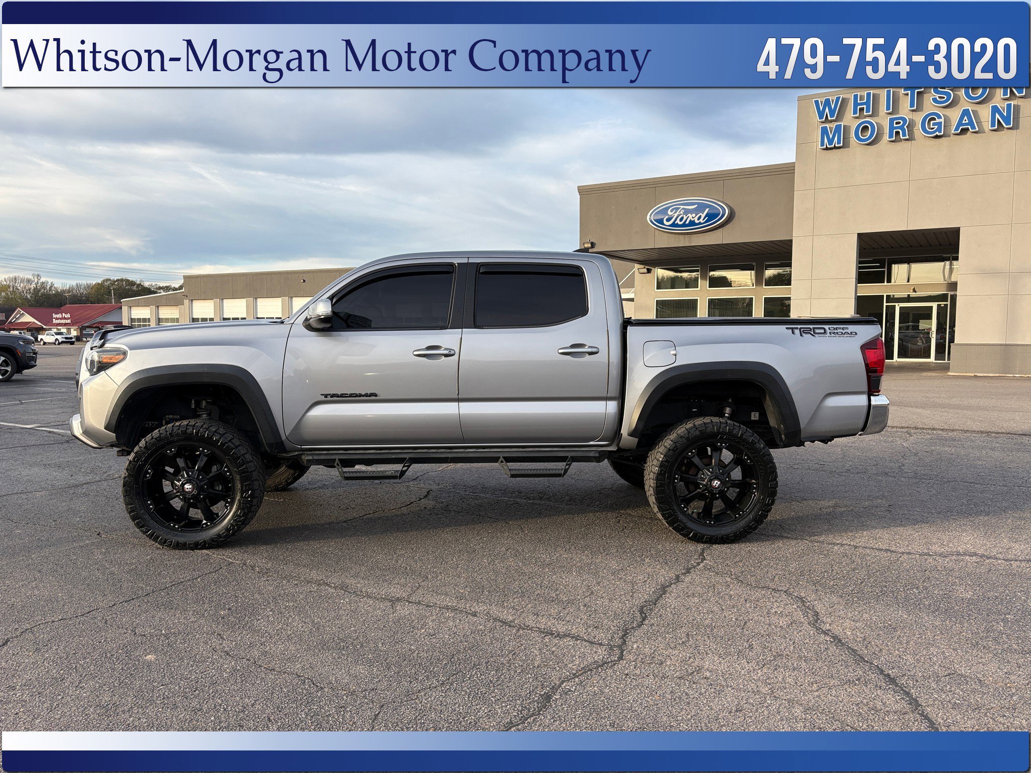 Used 2019 Toyota Tacoma TRD Off Road with VIN 3TMCZ5AN5KM208434 for sale in Little Rock