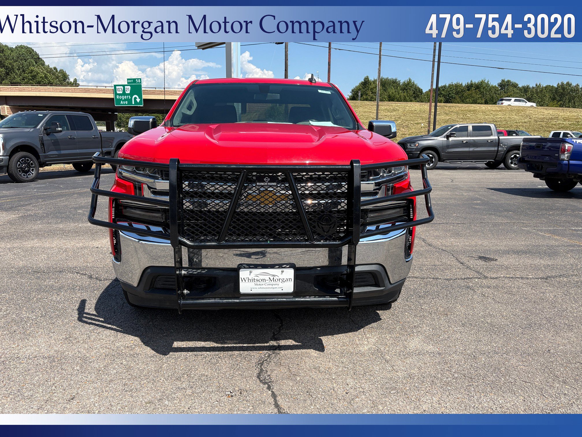 Used 2019 Chevrolet Silverado 1500 LT with VIN 3GCUYDED4KG128317 for sale in Little Rock