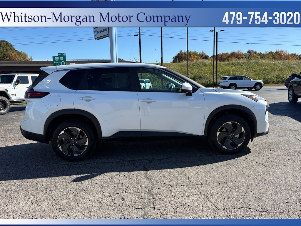 Used 2024 Nissan Rogue SV AWD SV