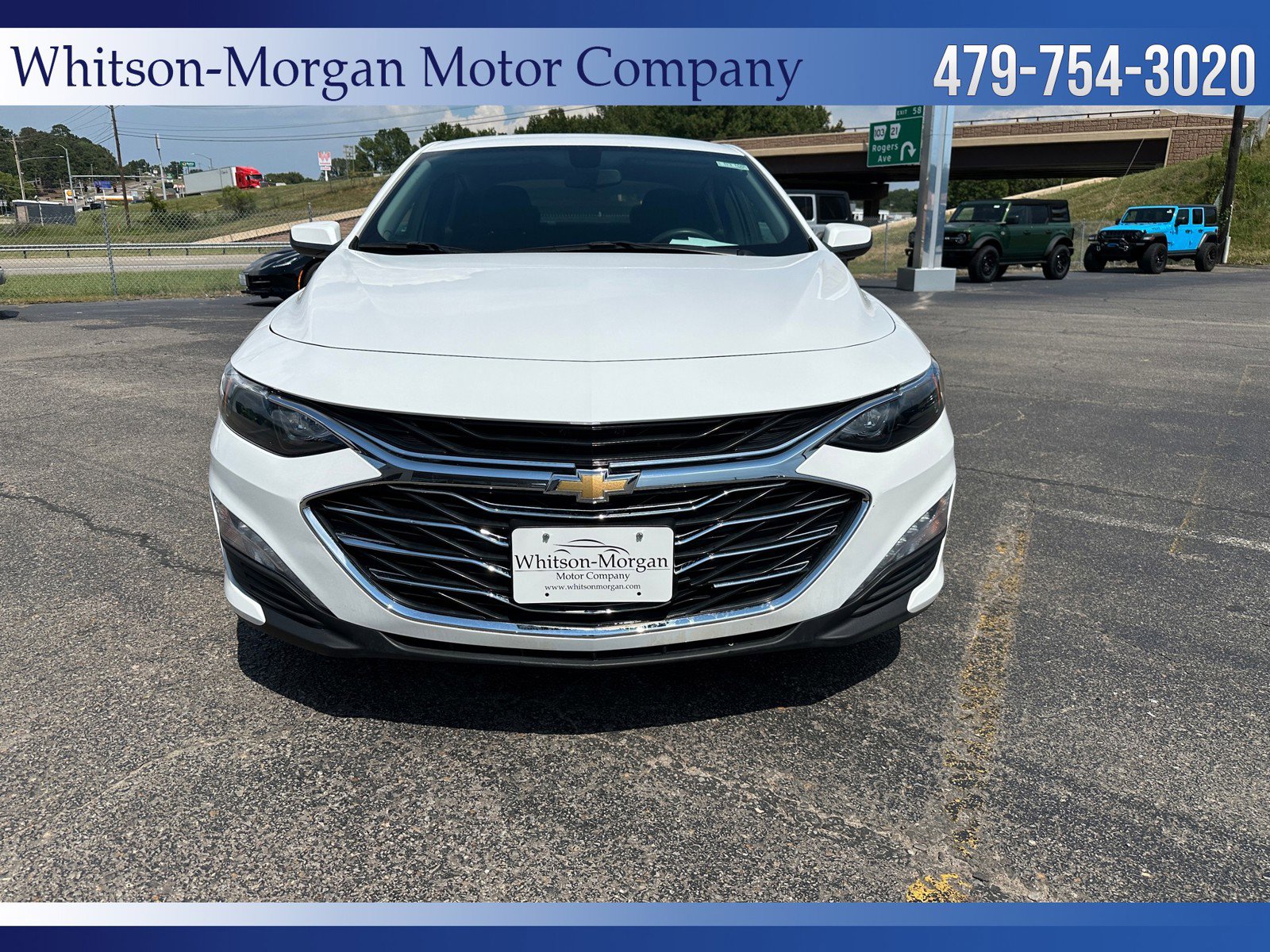 Used 2020 Chevrolet Malibu 1LT with VIN 1G1ZD5ST8LF042605 for sale in Clarksville, AR