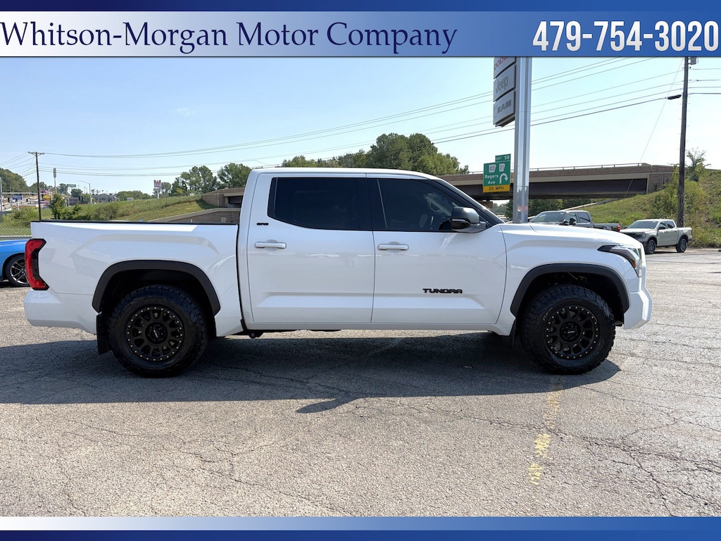 Used 2023 Toyota Tundra 4WD SR5 SR5 CrewMax 5.5 Bed