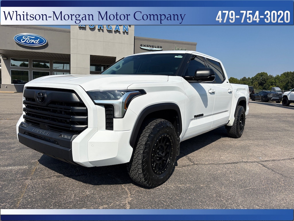 Used 2023 Toyota Tundra 4WD SR5 SR5 CrewMax 5.5 Bed