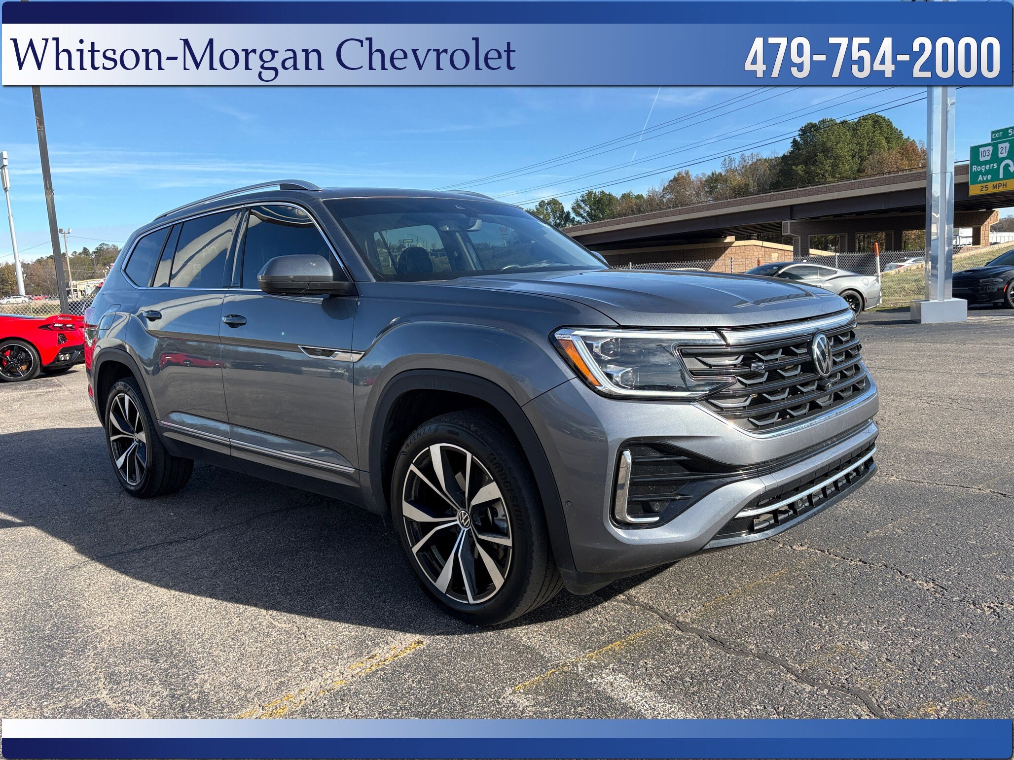 2024 Volkswagen Atlas SEL Premium R-Line photo 3