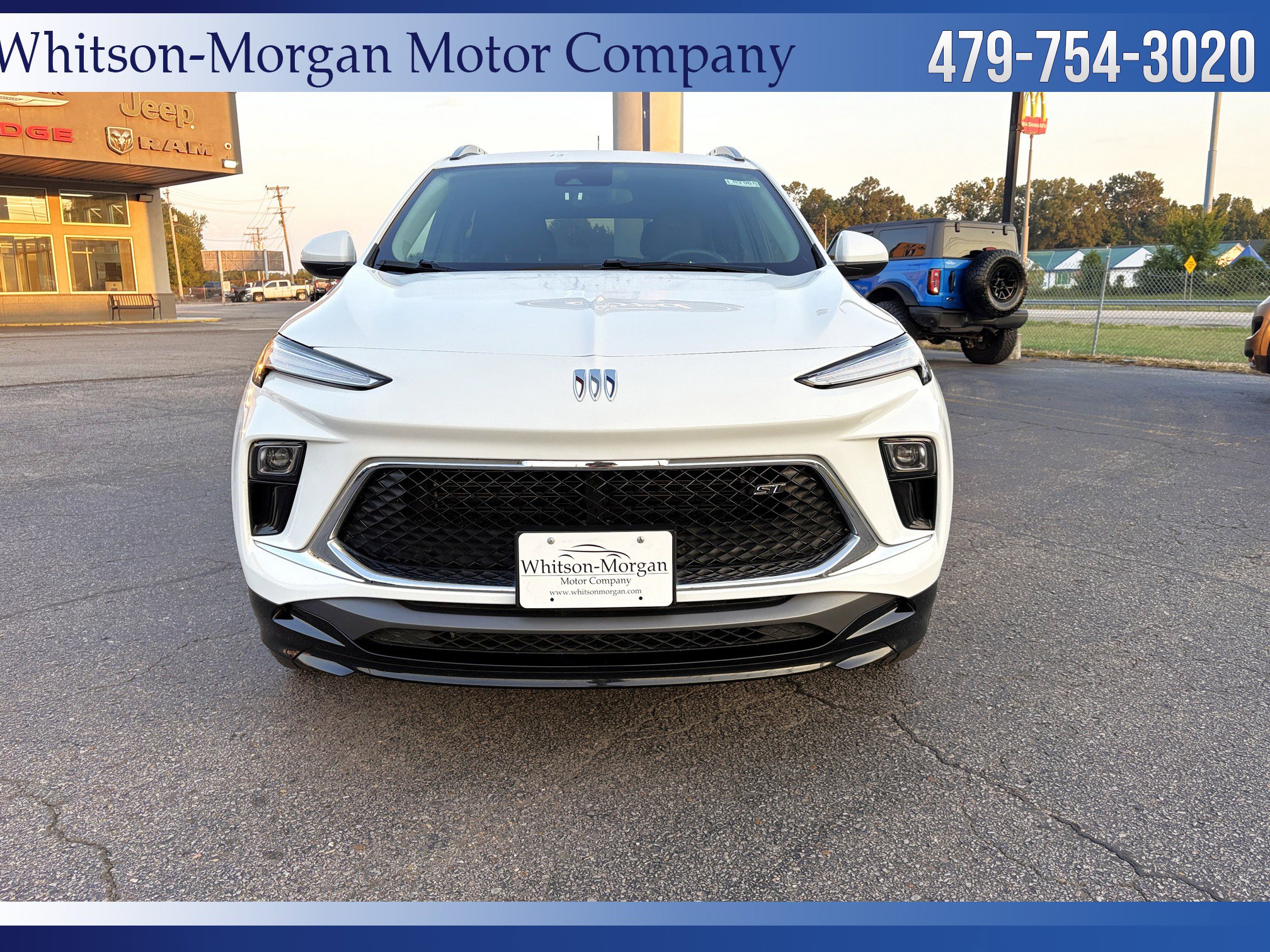 2024 Buick Encore GX Sport Touring photo 2