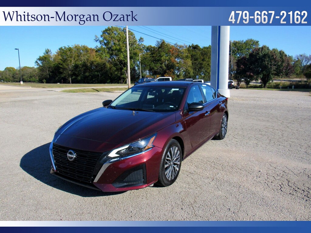 Used 2024 Nissan Altima 2.5 SV Sedan