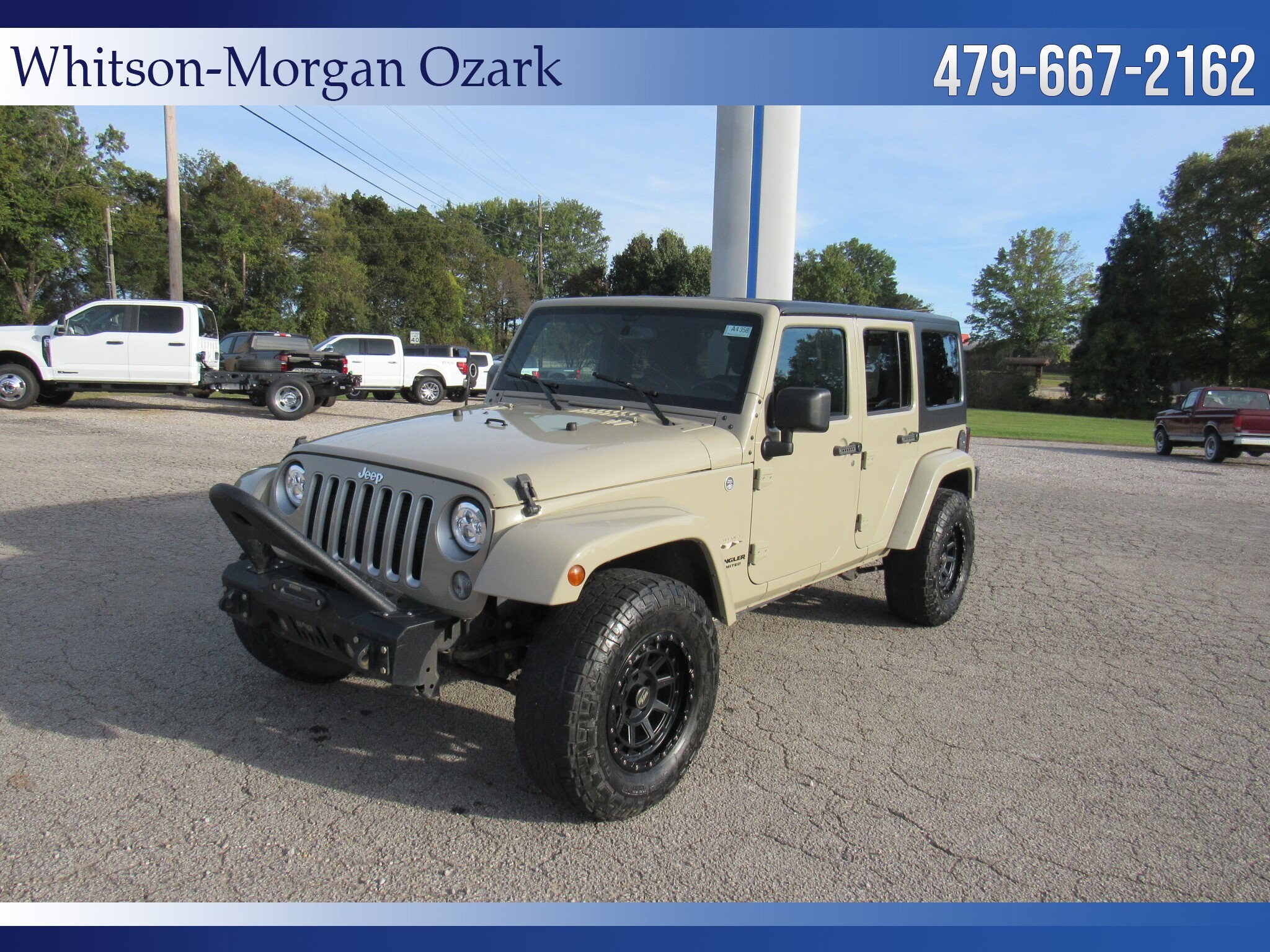 2017 Jeep Wrangler Unlimited Sahara photo 3