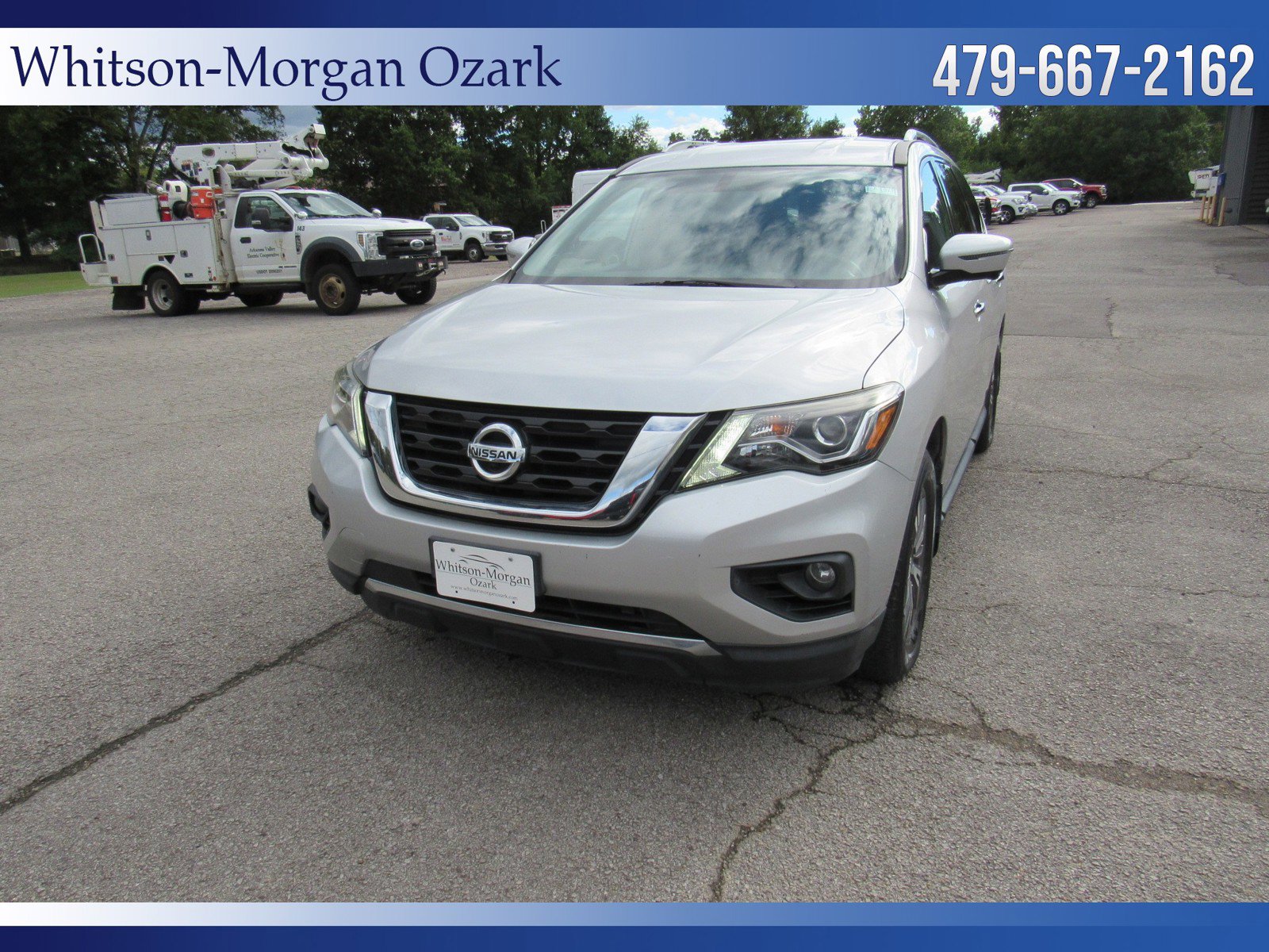 Used 2017 Nissan Pathfinder SL with VIN 5N1DR2MN5HC605906 for sale in Ozark, AR