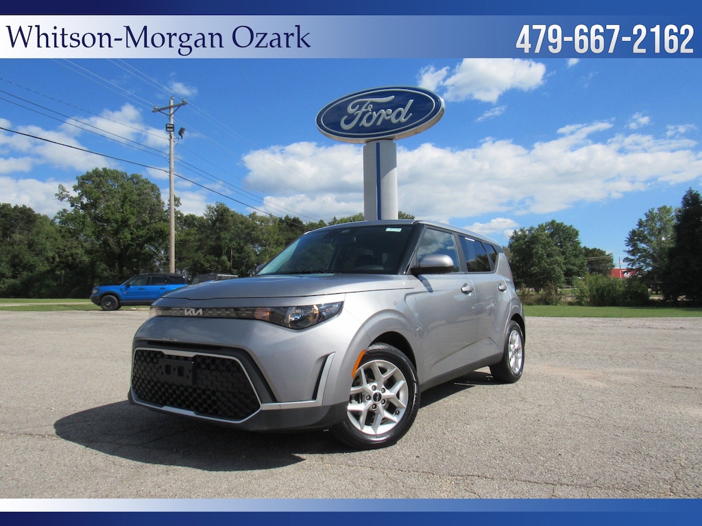 Used 2023 Kia Soul LX LX IVT