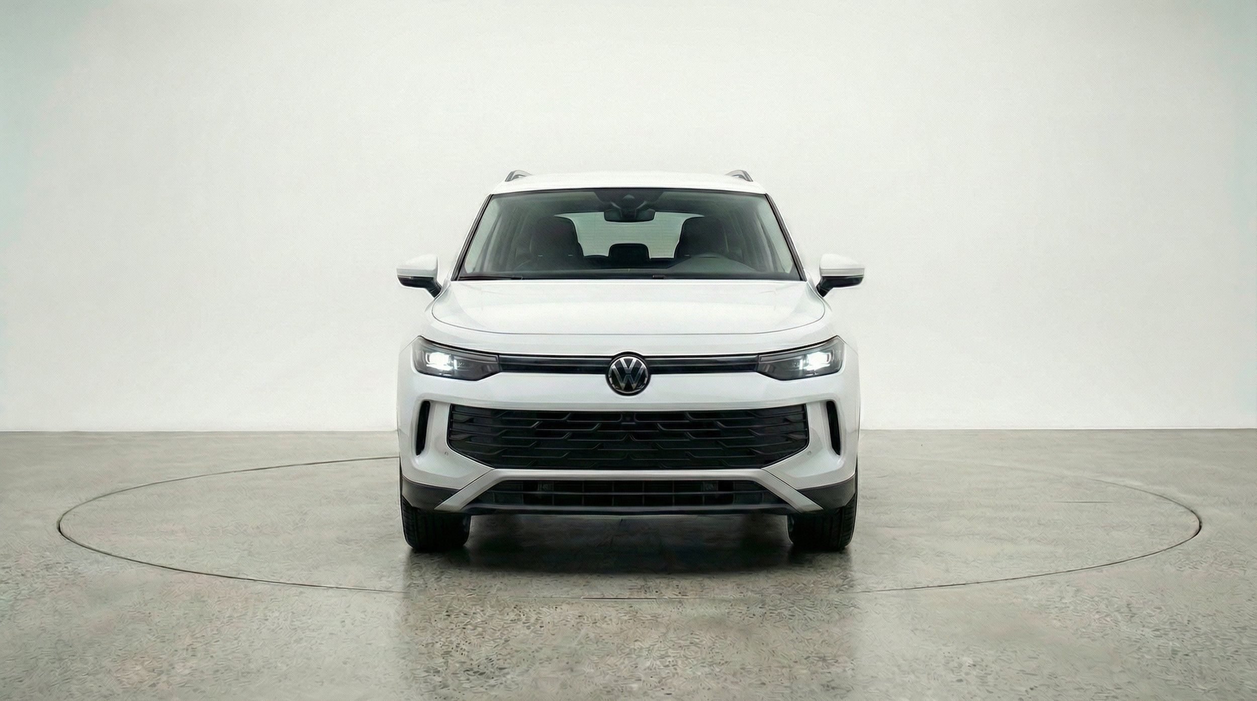 Thumbnail: 2026 Volkswagen Tiguan - 2