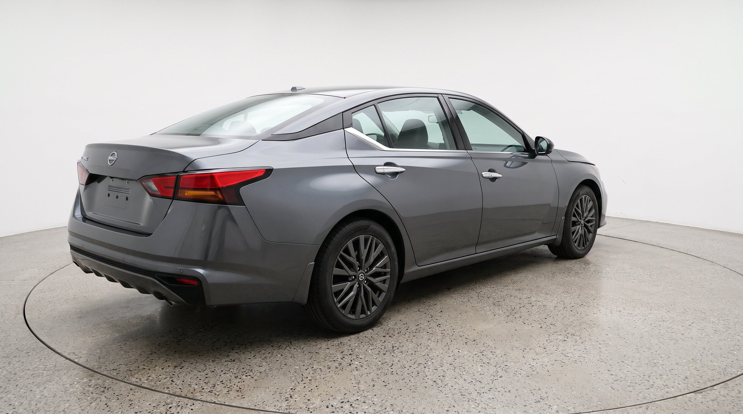 Thumbnail: 2025 Nissan Altima - 9