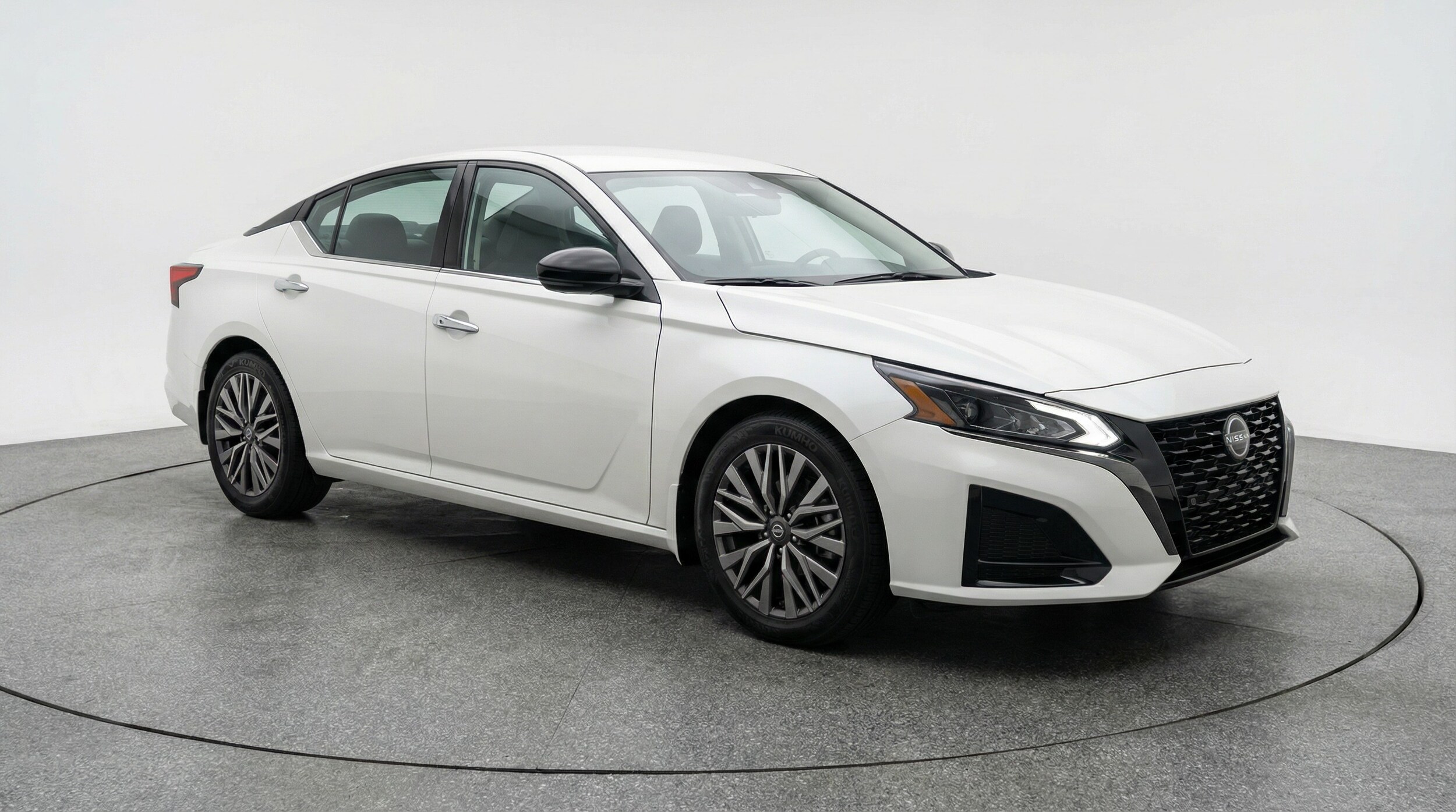 Thumbnail: 2025 Nissan Altima - 1