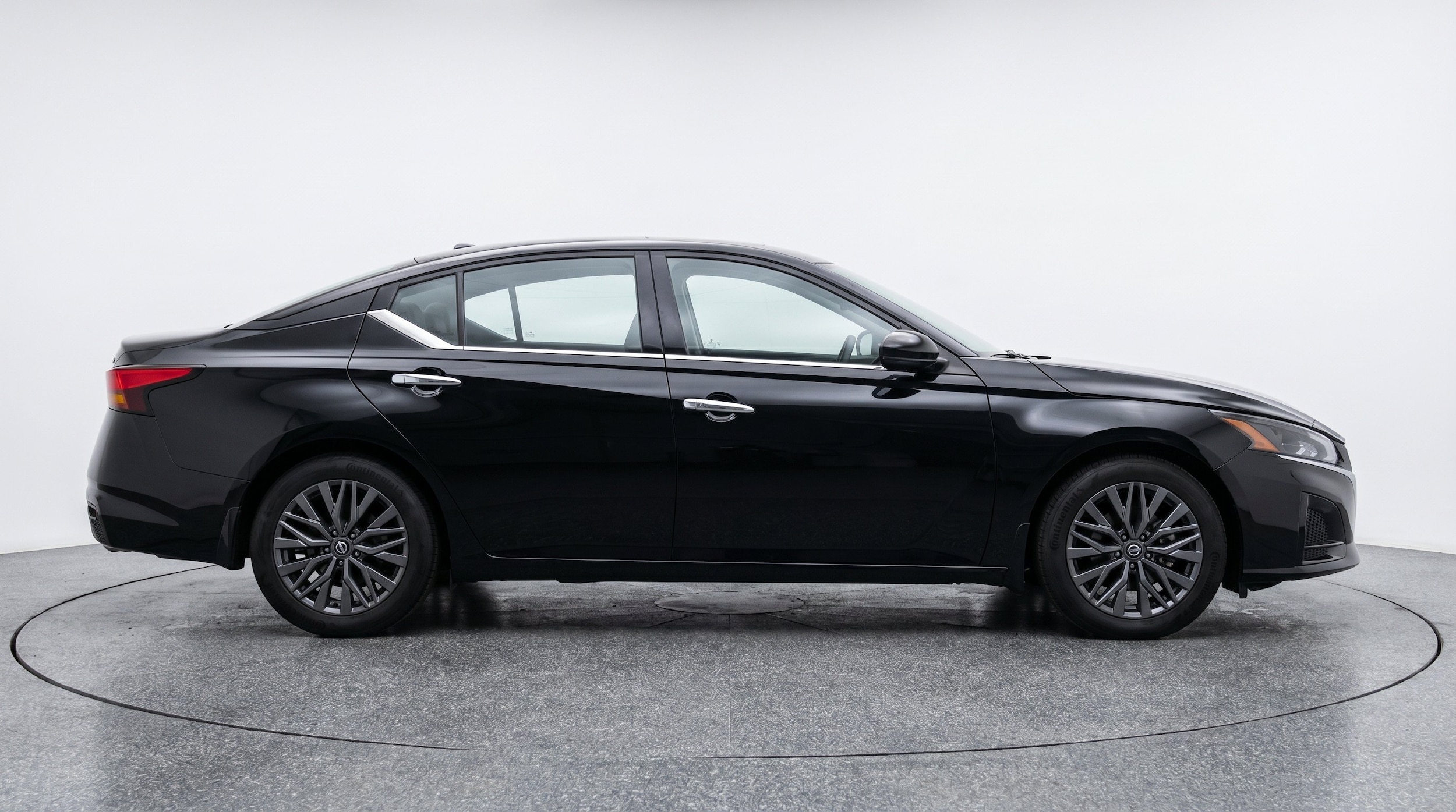 Thumbnail: 2025 Nissan Altima - 11