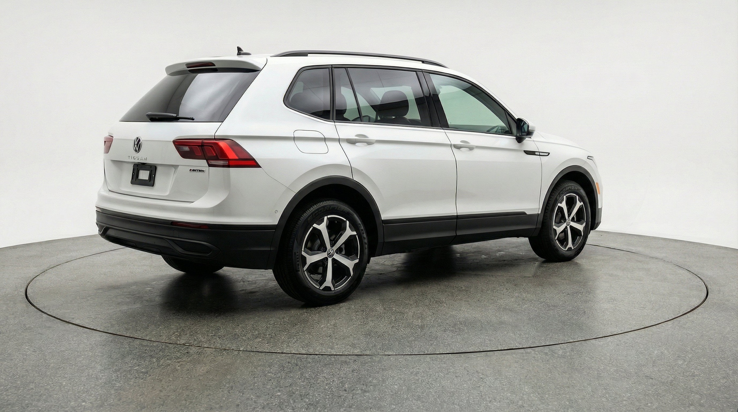 Thumbnail: 2026 Volkswagen Tiguan - 9