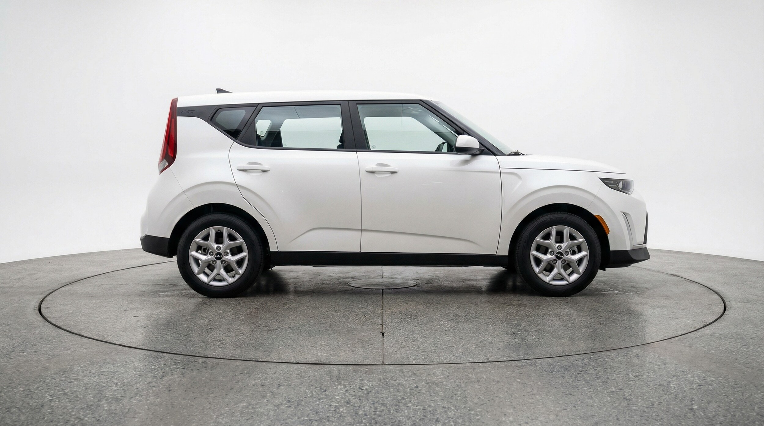 Thumbnail: 2025 Kia Soul - 8