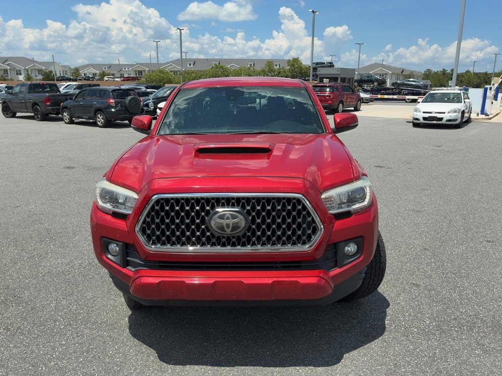 2019 Toyota Tacoma SR5 V6 photo 2