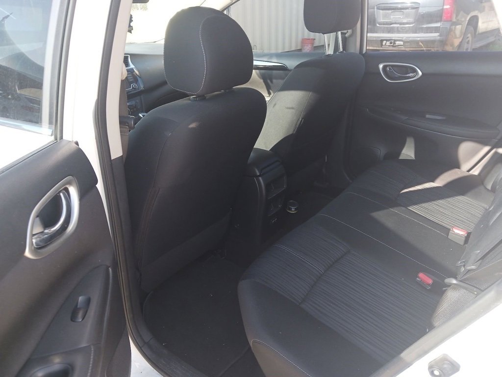 2018 Nissan Sentra SV photo 4