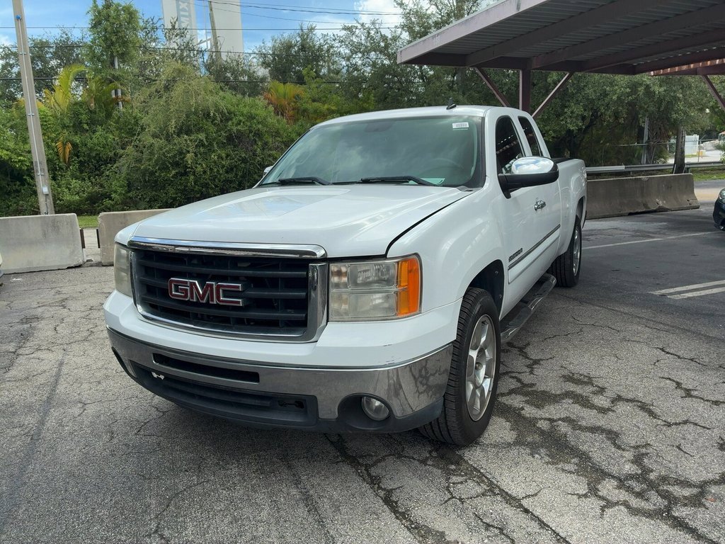 2011 Gmc Sierra 1500 SLE photo 2