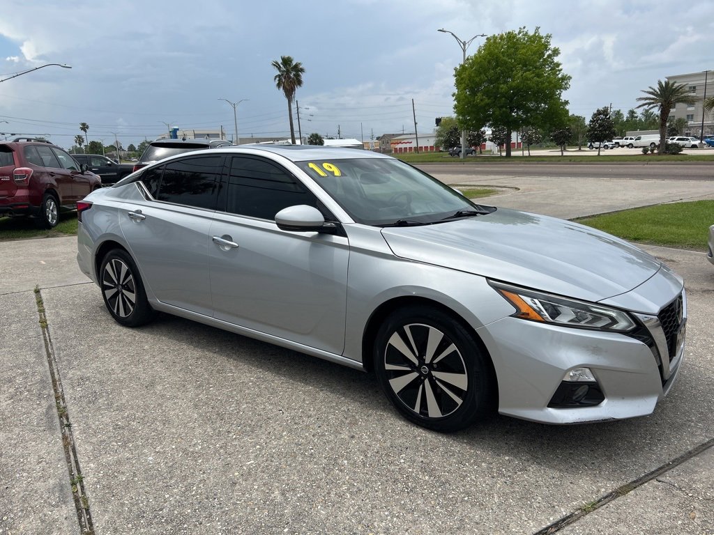 2019 Nissan Altima 2.5 SV photo 4
