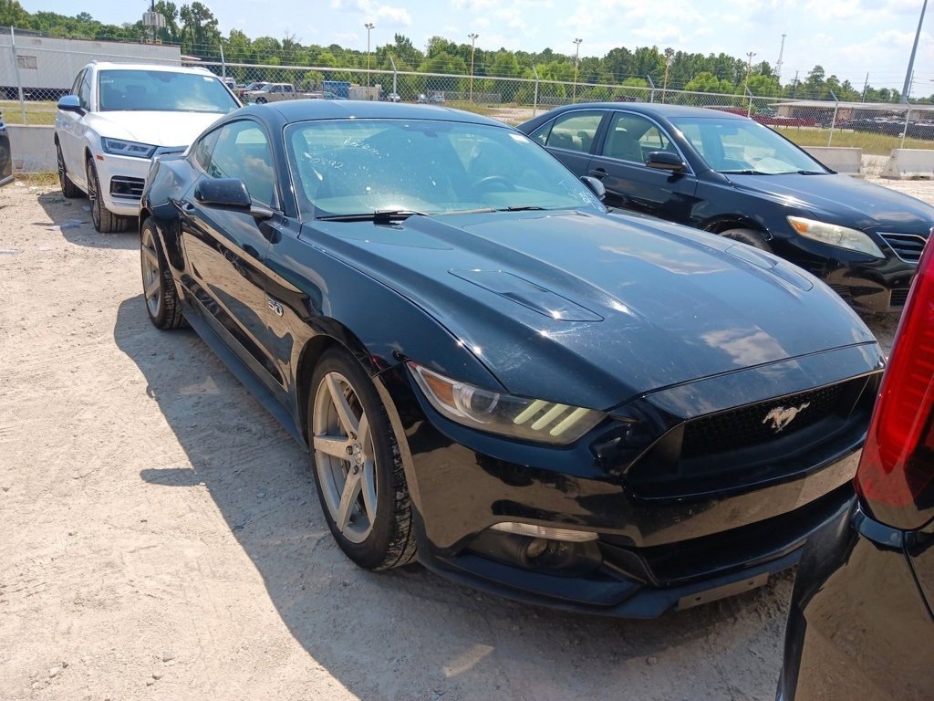 2015 Ford Mustang GT Premium photo 2